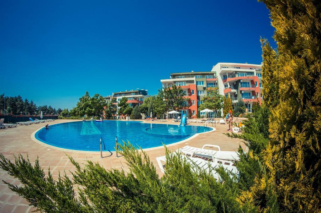 Gt Green Fort Beach Apartments Sunny Beach Exterior foto
