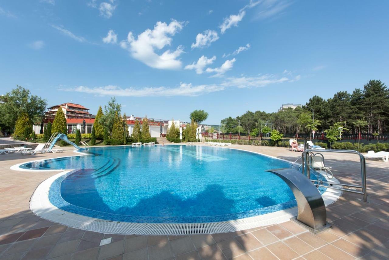 Gt Green Fort Beach Apartments Sunny Beach Exterior foto